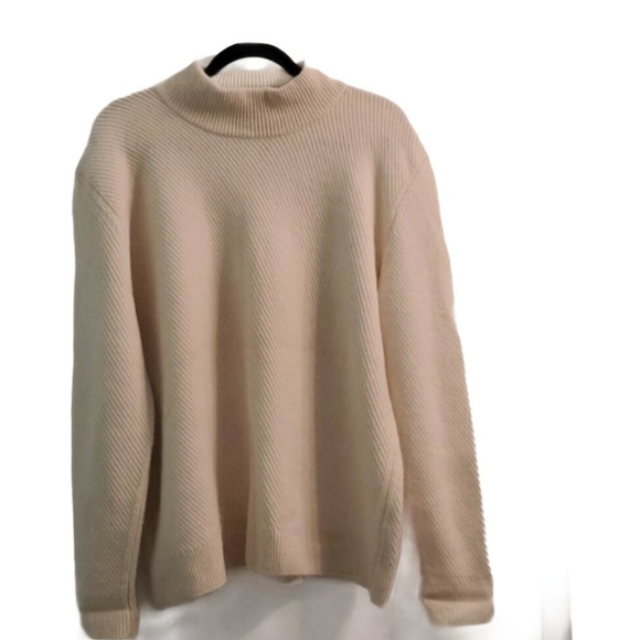 Sweaters - 100 percent cashmere sweater